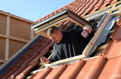 Pose de fenêtres de toit Velux à Sérent